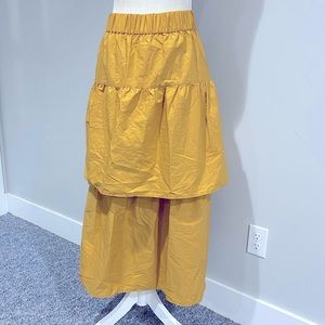 NWT Mustard Ruffle Skirt w/ Pockets